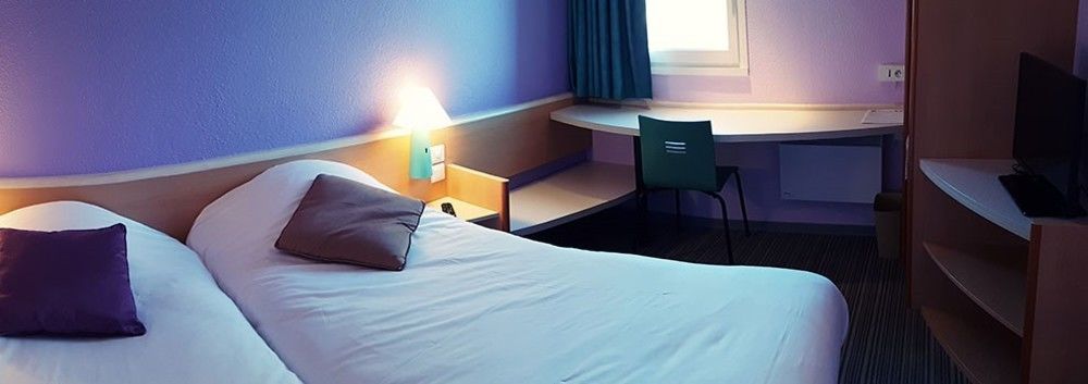 Hotel Bonanite Вилле-Котре Экстерьер фото
